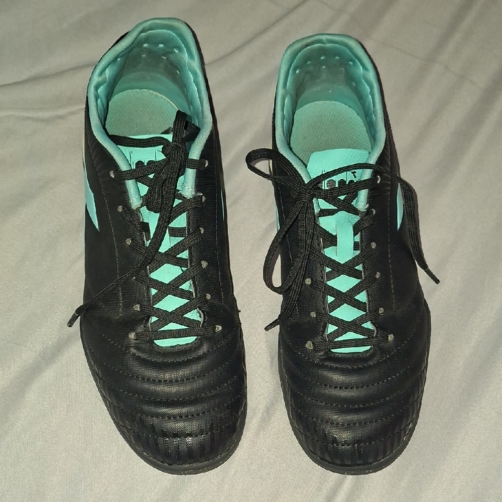 Diadora Black and Teal Athletic Shoes